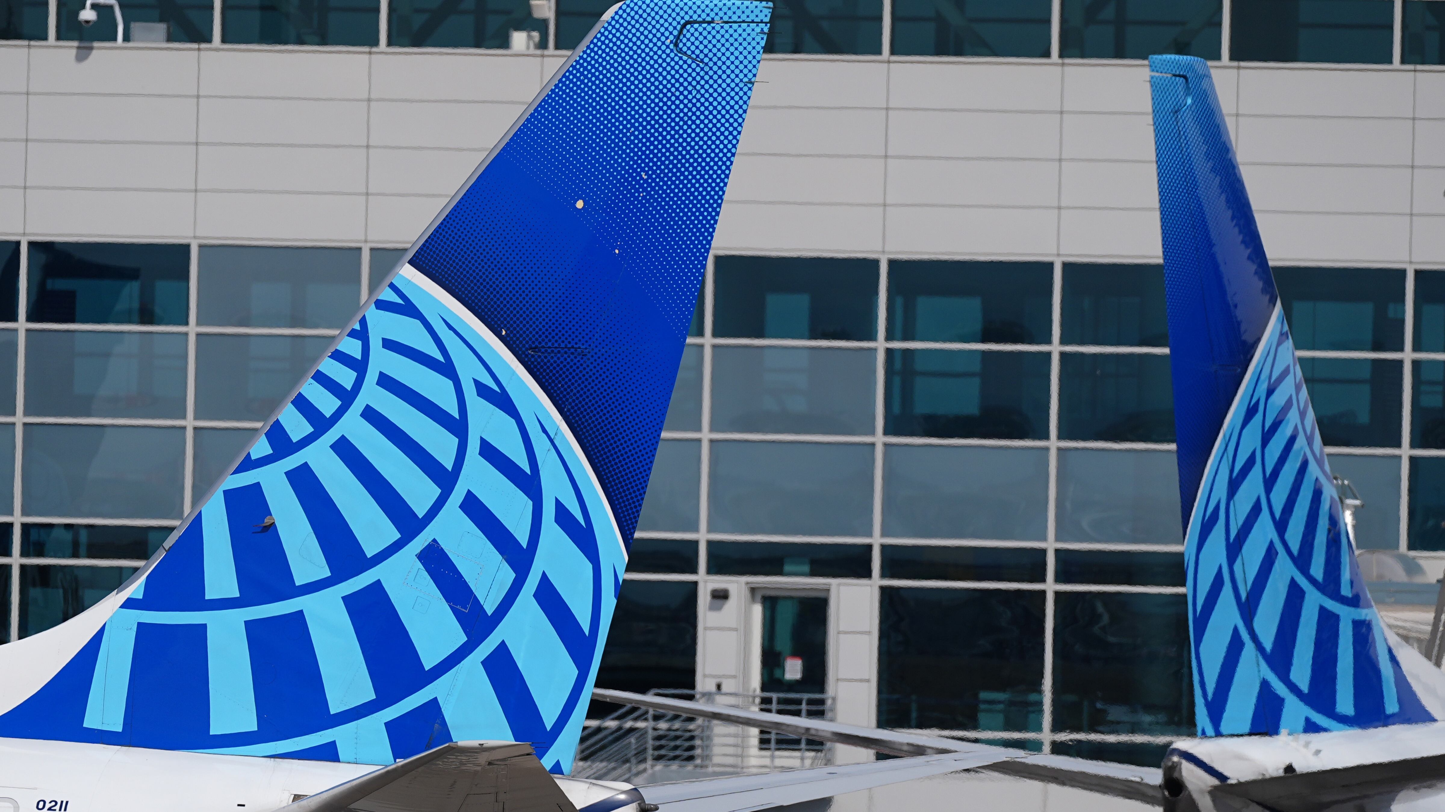 Severe turbulence injures flight attendants on US flight