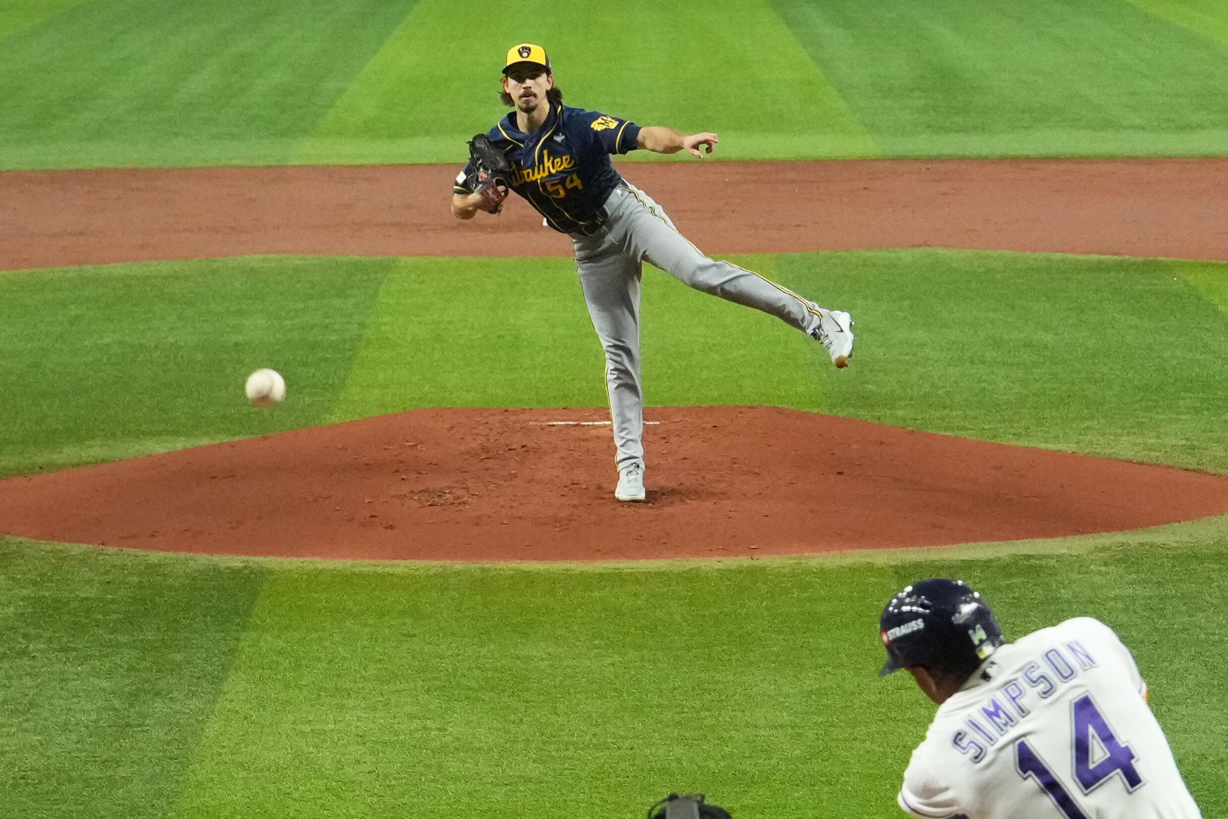 Brewers beat Rays 10-1 in World Series Game 3