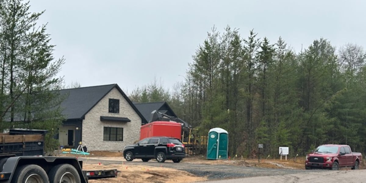 Crime Stoppers: Construction tools stolen from locked trailer in Town ...