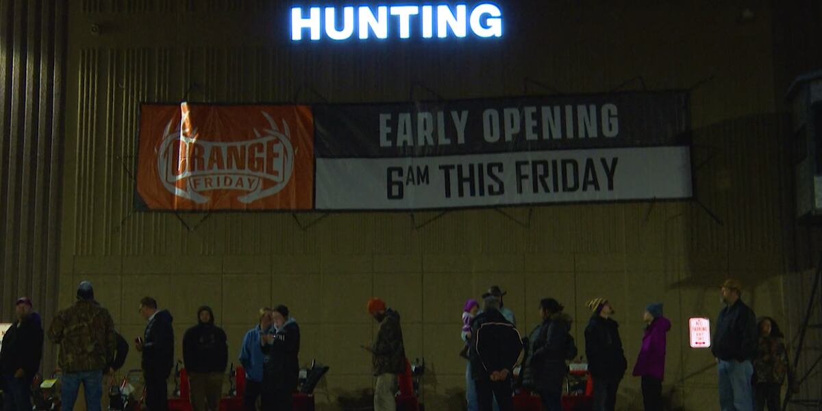 ‘Orange Friday’ returns at Fleet Farm locations statewide ahead of deer