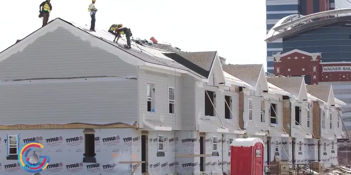 House Democrats Urge Trump to Sign Bipartisan Housing Bill Amid Standoff