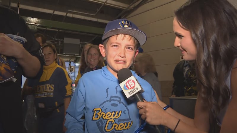 10-year-old Brewers fan Liam Renteria