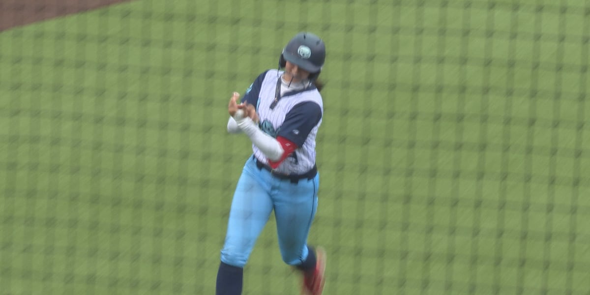 Calmes sparks Ignite as Wausau wins 10-2 over Minot