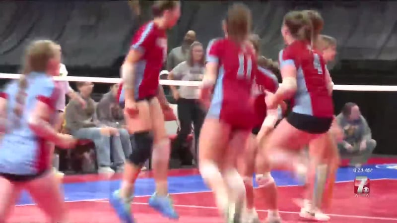 The teams will face off against each other Saturday morning for the state title